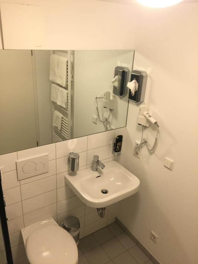 Hotel Central Hannover Ngoại thất bức ảnh